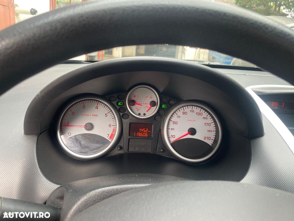 Peugeot 206+ - 3