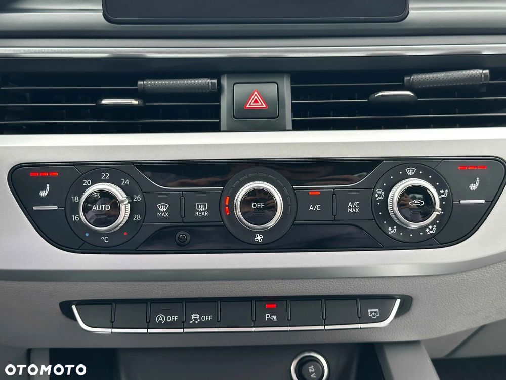 Audi A4 Limousine - 33