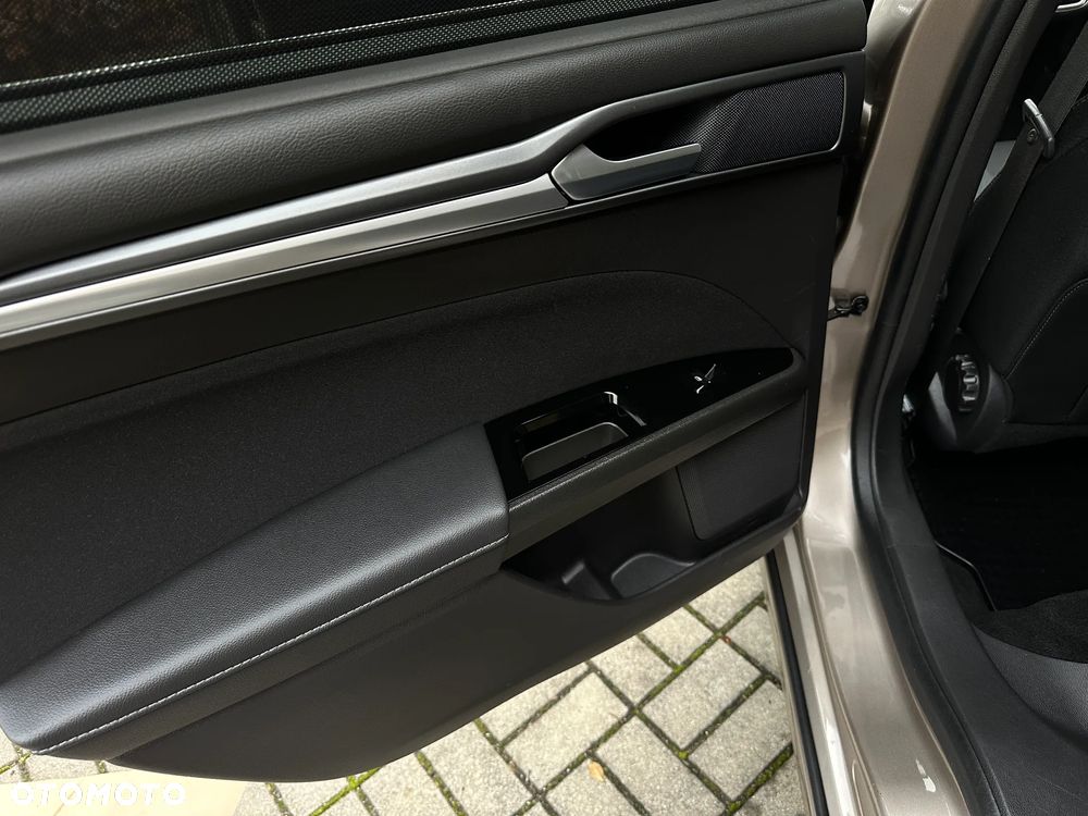 Ford Mondeo 2.0 TDCi STart-Stopp PowerShift-Aut Titanium - 31