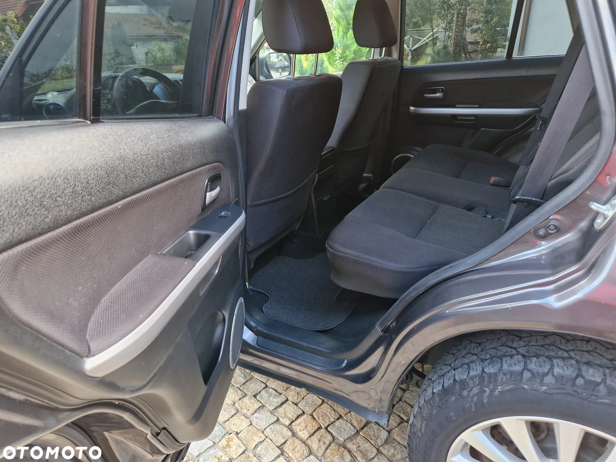 Suzuki Grand Vitara 1.9 DDiS Comfort - 17