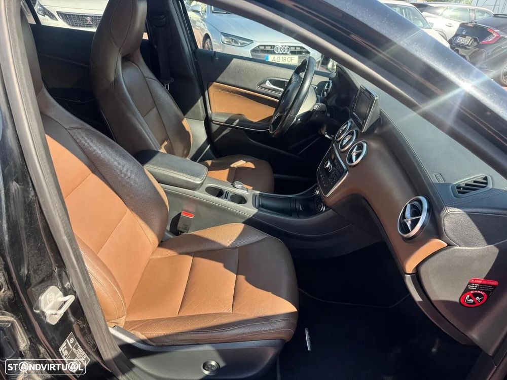 Mercedes-Benz A 220 - 19