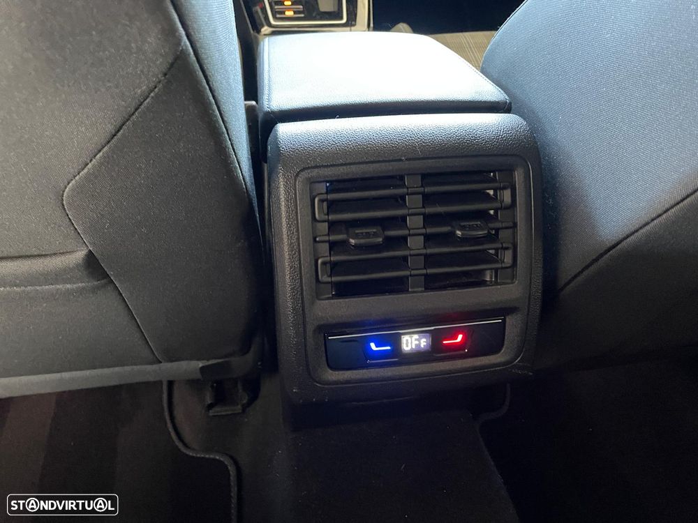 VW Golf 1.4 eHybrid OPF DSG GTE - 42