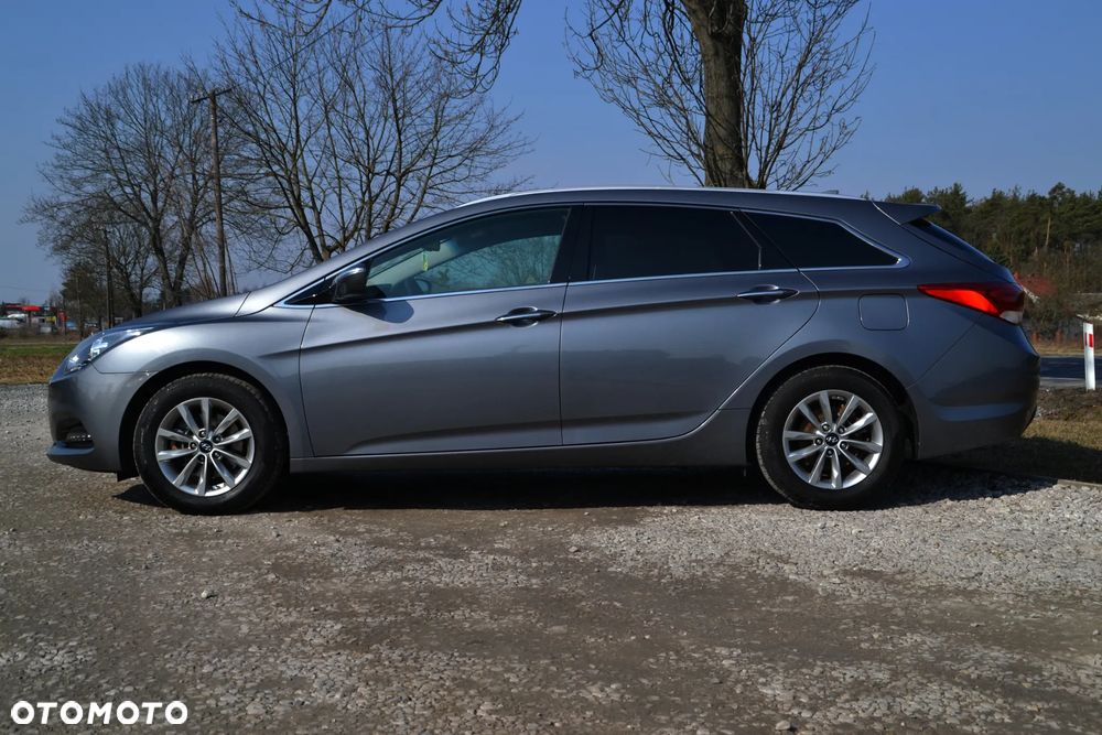 Hyundai i40 Kombi blue 1.6 Space - 8