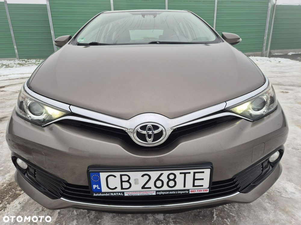 Toyota Auris - 8