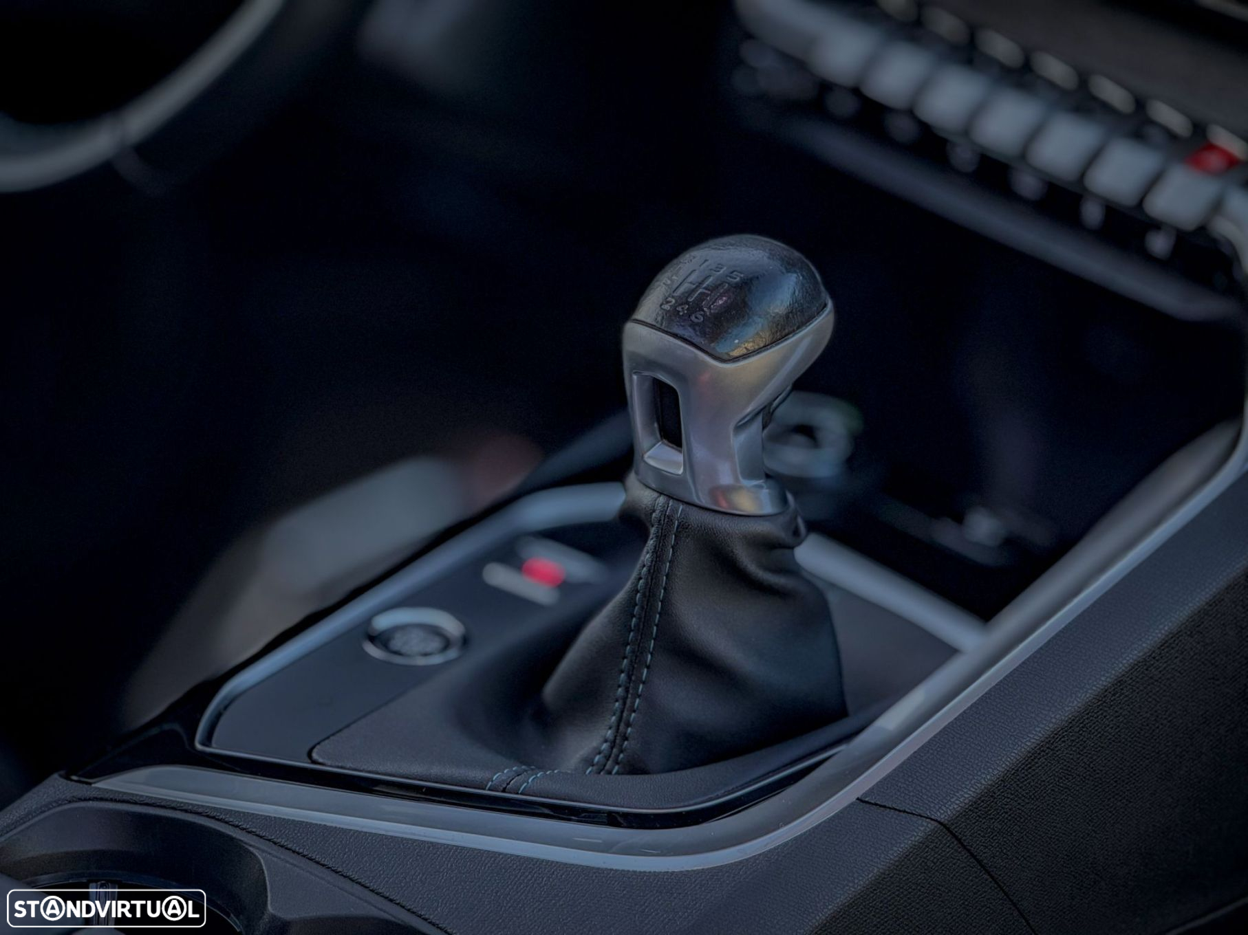 Peugeot 3008 1.2 PureTech Allure - 19