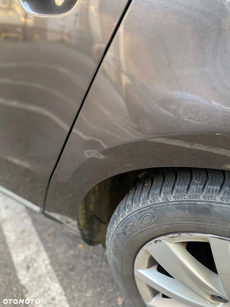 Volkswagen Passat 2.0 TDI Comfortline - 6