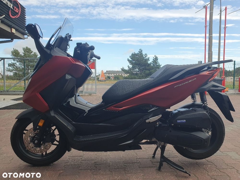 Honda NSS - 23