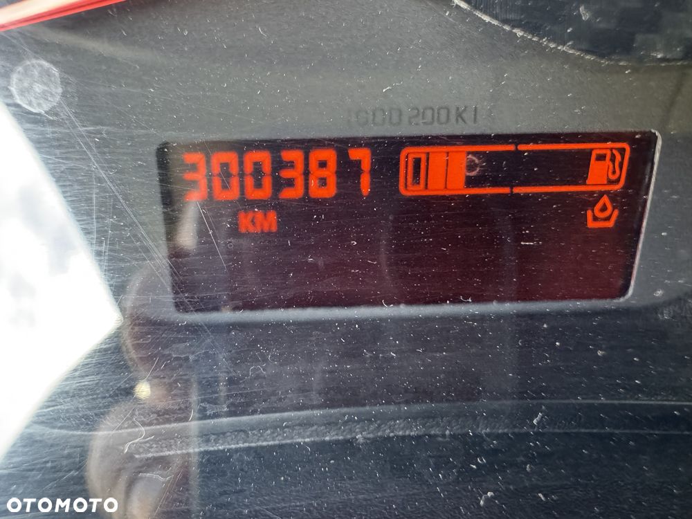 Renault Kangoo 1.6 16V Helios - 11