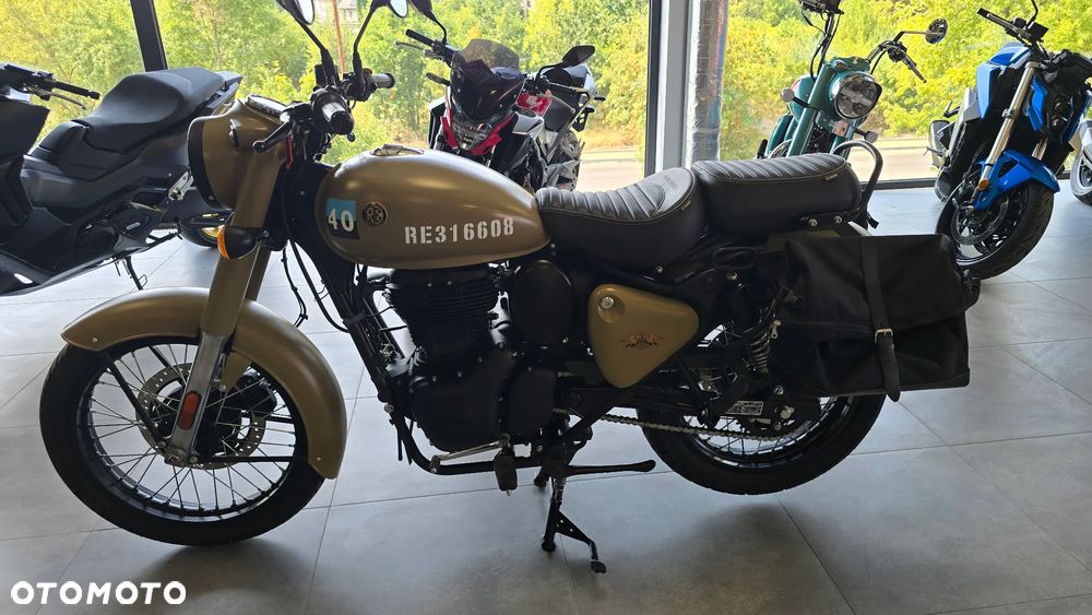 Royal Enfield Classic - 1