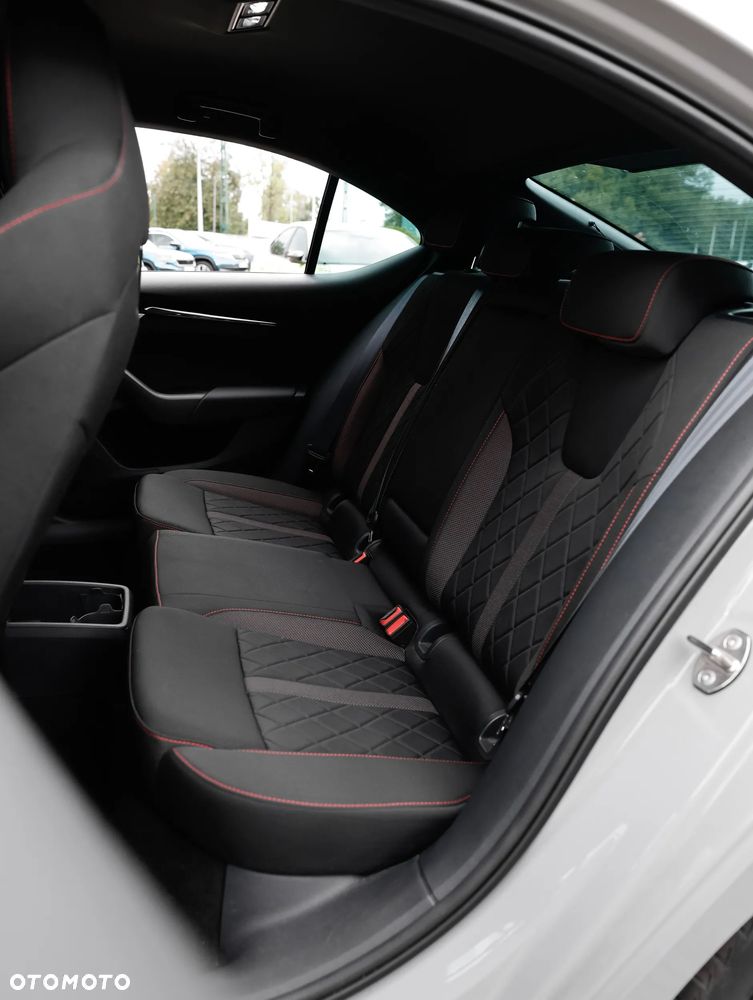Skoda Octavia - 12