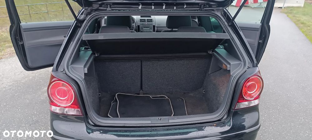 Volkswagen Polo - 15