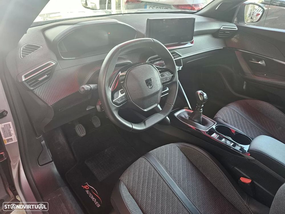 Peugeot 2008 1.2 PureTech Allure Pack - 8
