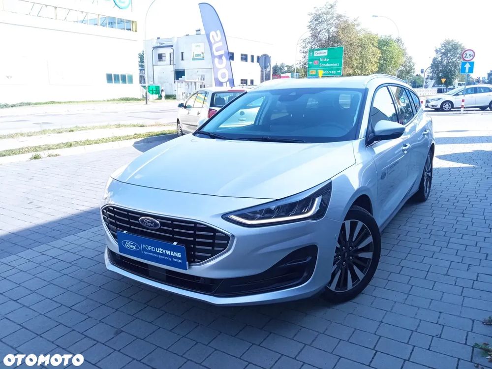 Ford Focus 1.0 EcoBoost Titanium Design - 4