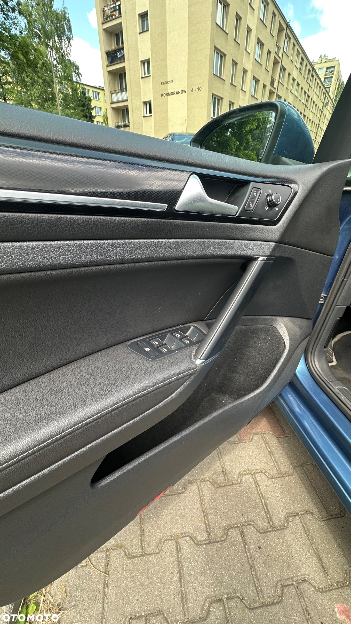 Volkswagen Golf - 10