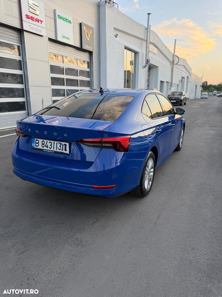 Skoda Octavia 2.0 TDI DSG Style - 3