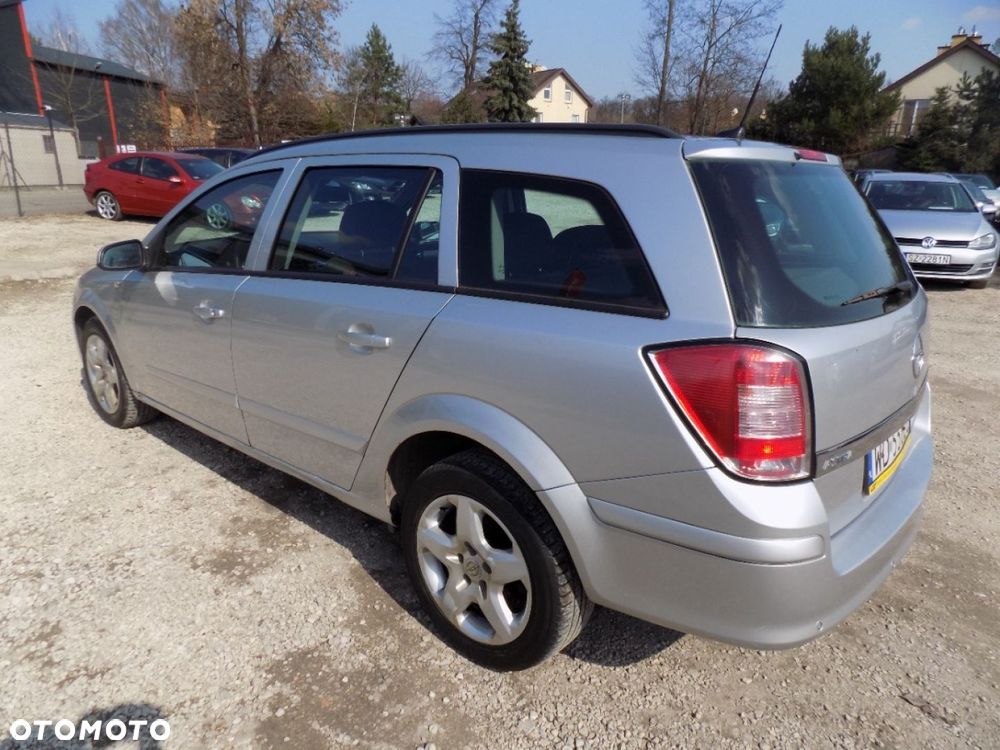 Opel Astra - 4
