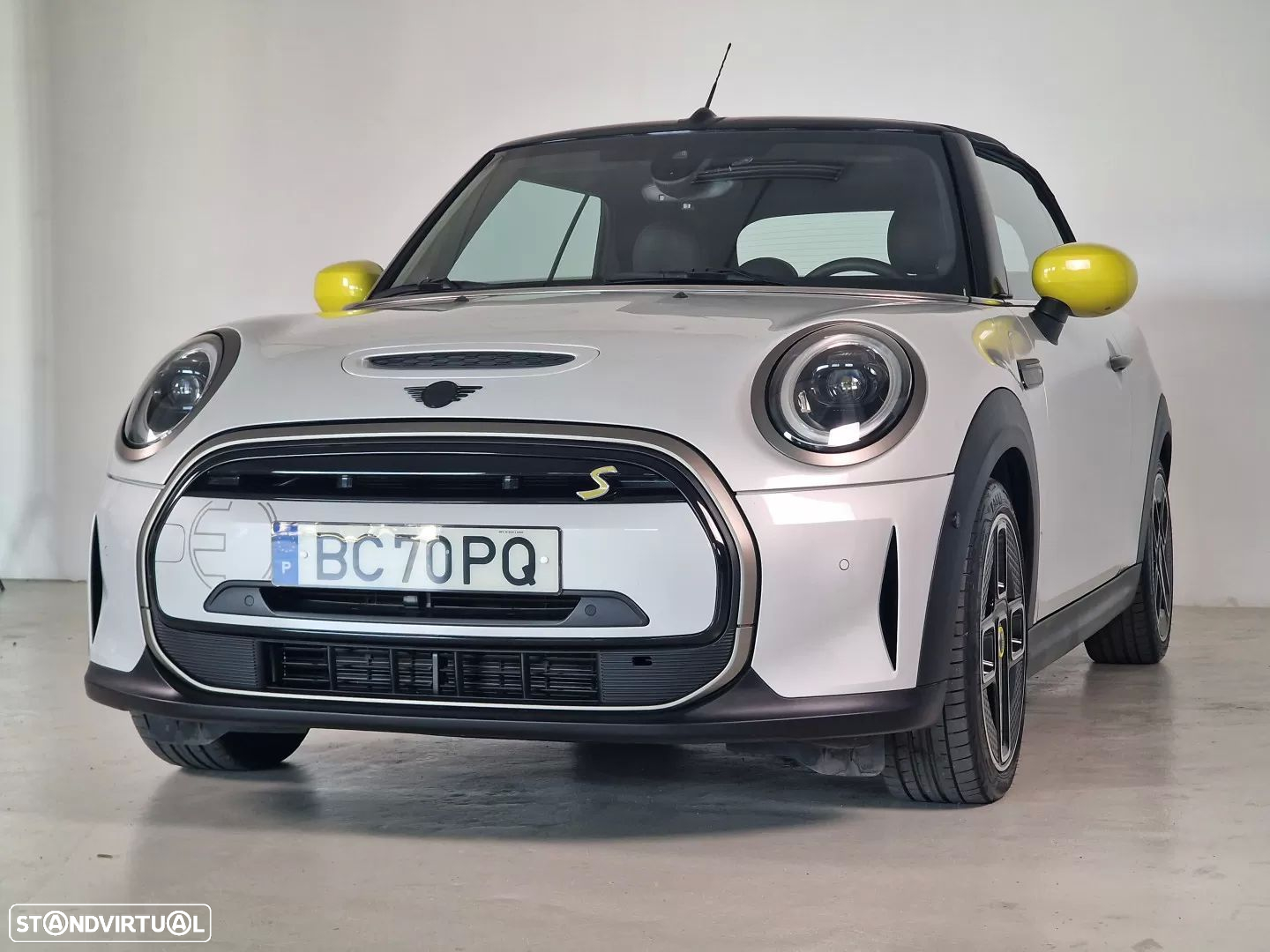 MINI Cabrio Cooper SE - 11