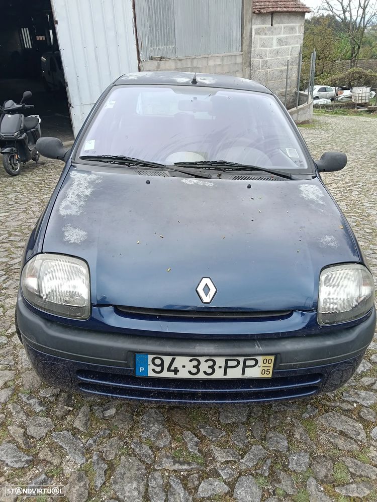 Renault Clio 1.2 RT - 1
