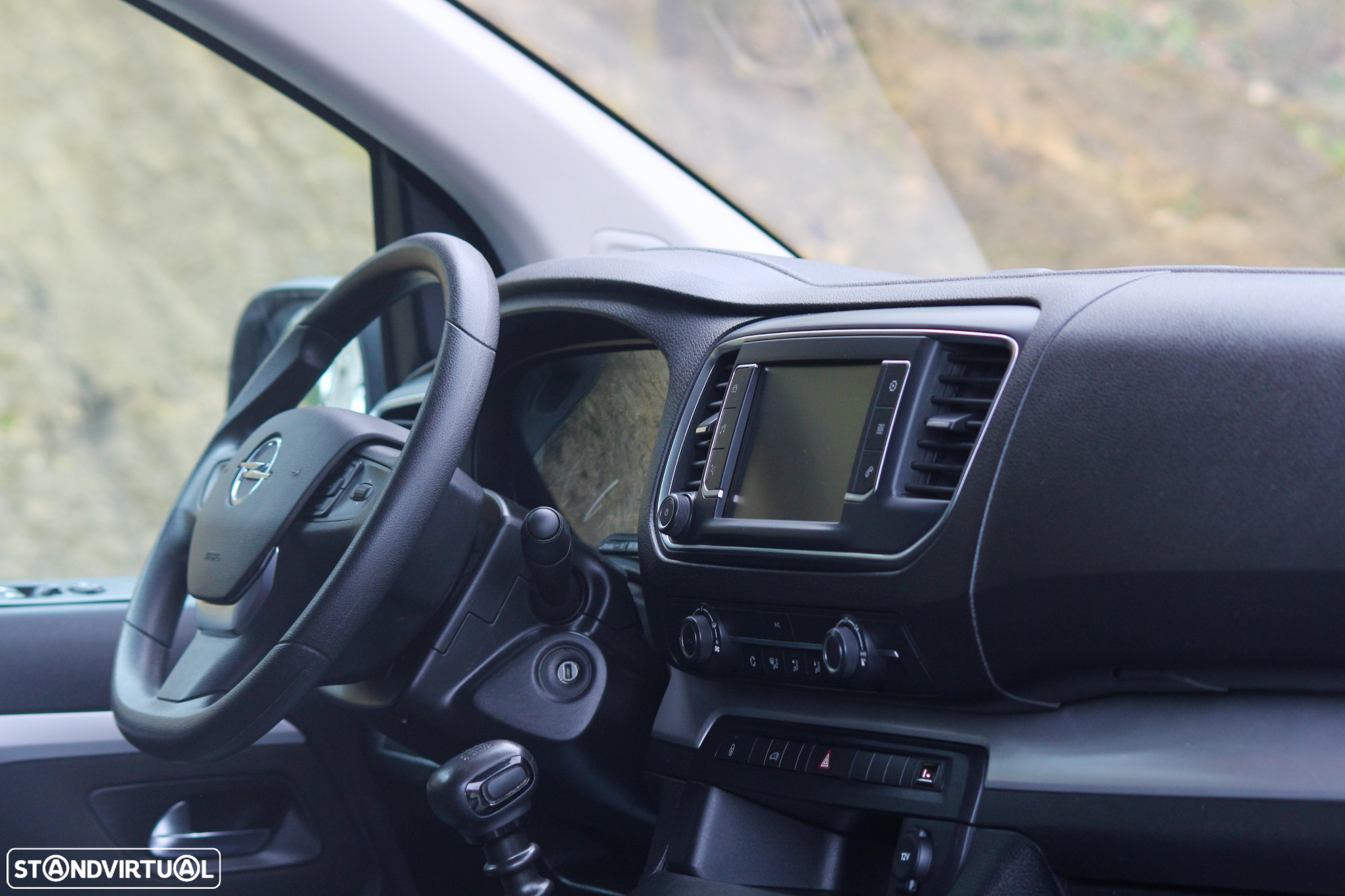 Opel Vivaro L2H1 - 11