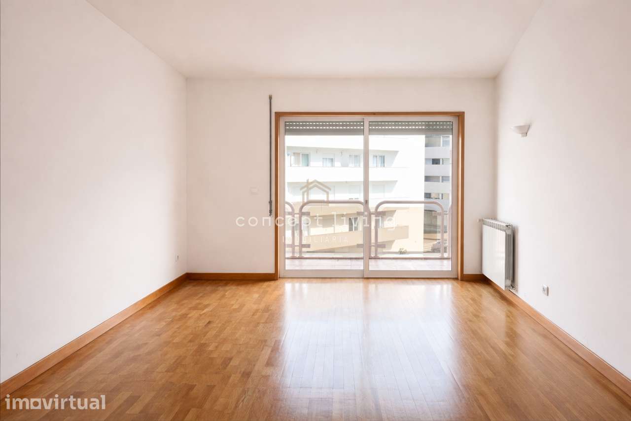 Apartamento T2 Venda em Fermentões,Guimarães - Grande imagem: 2/11