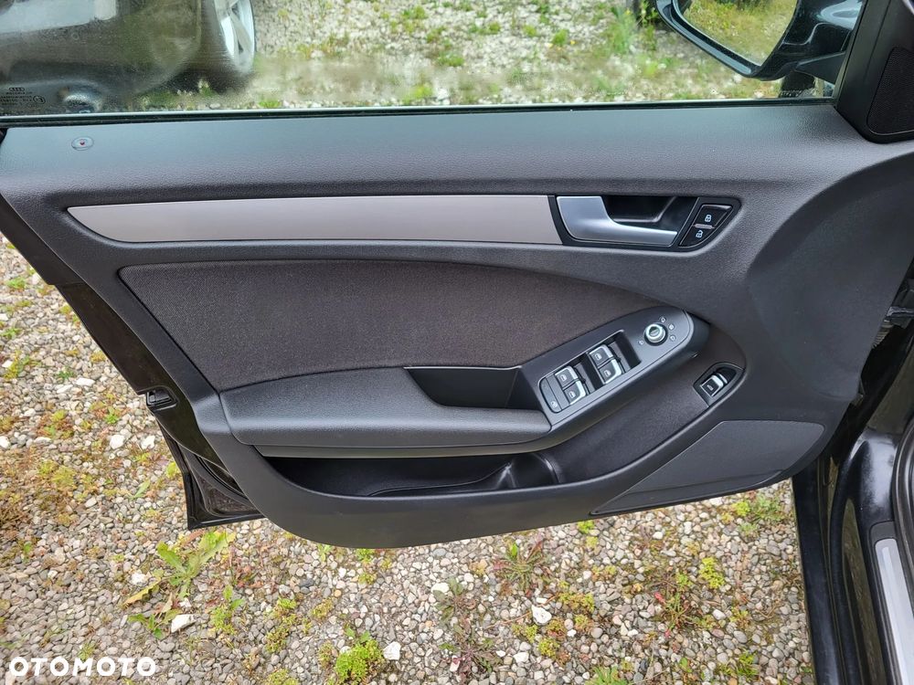 Audi A4 Avant 2.0 TFSI quattro S tronic Ambiente - 11