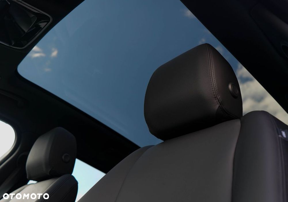 Land Rover Range Rover Velar P400 Dynamic SE - 19