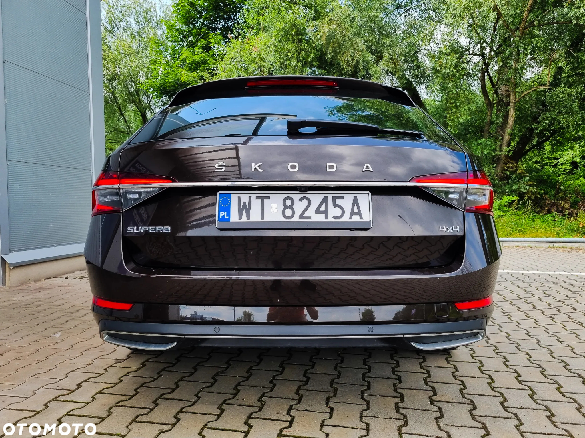 Skoda Superb 2.0 TDI 4x4 L&K DSG - 27