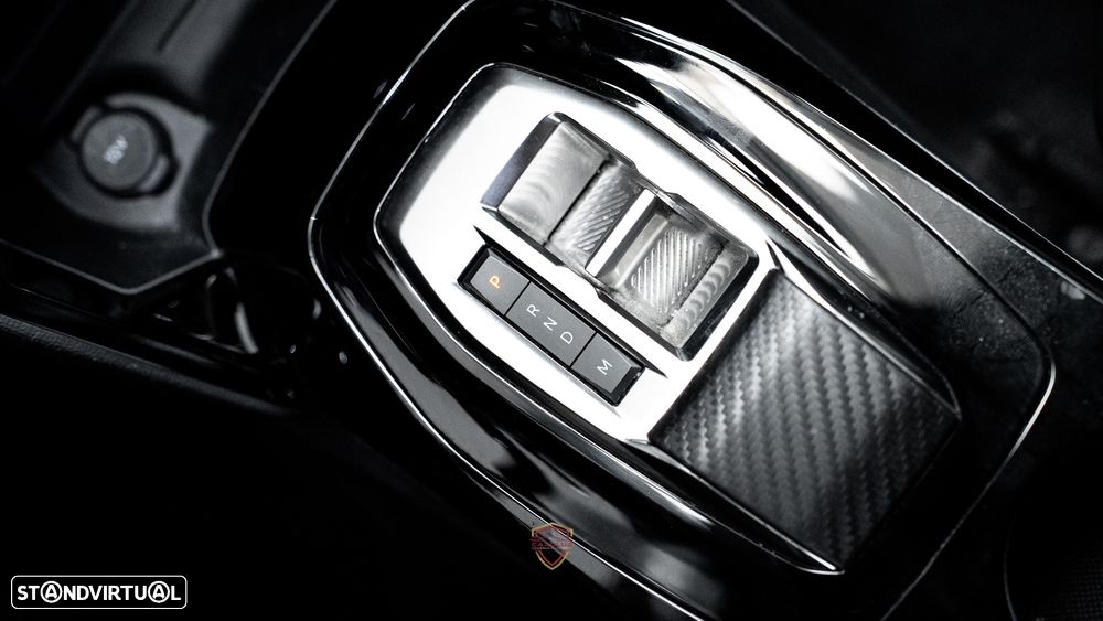 Peugeot 2008 1.5 BlueHDi Allure Pack EAT8 - 28