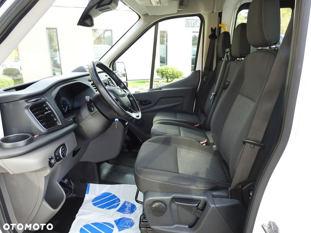Ford TRANSIT FURGON BRYGADÓWKA  6 MIEJSCA TEMPOMAT KLIMATYZACJA LEDY  130KM - 23