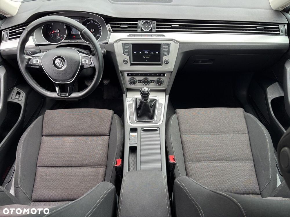 Volkswagen Passat 1.4 TSI BMT ACT Comfortline - 17