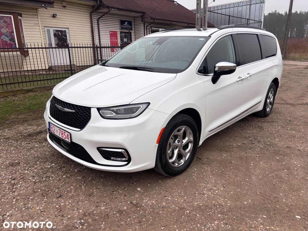 Chrysler Pacifica - 6