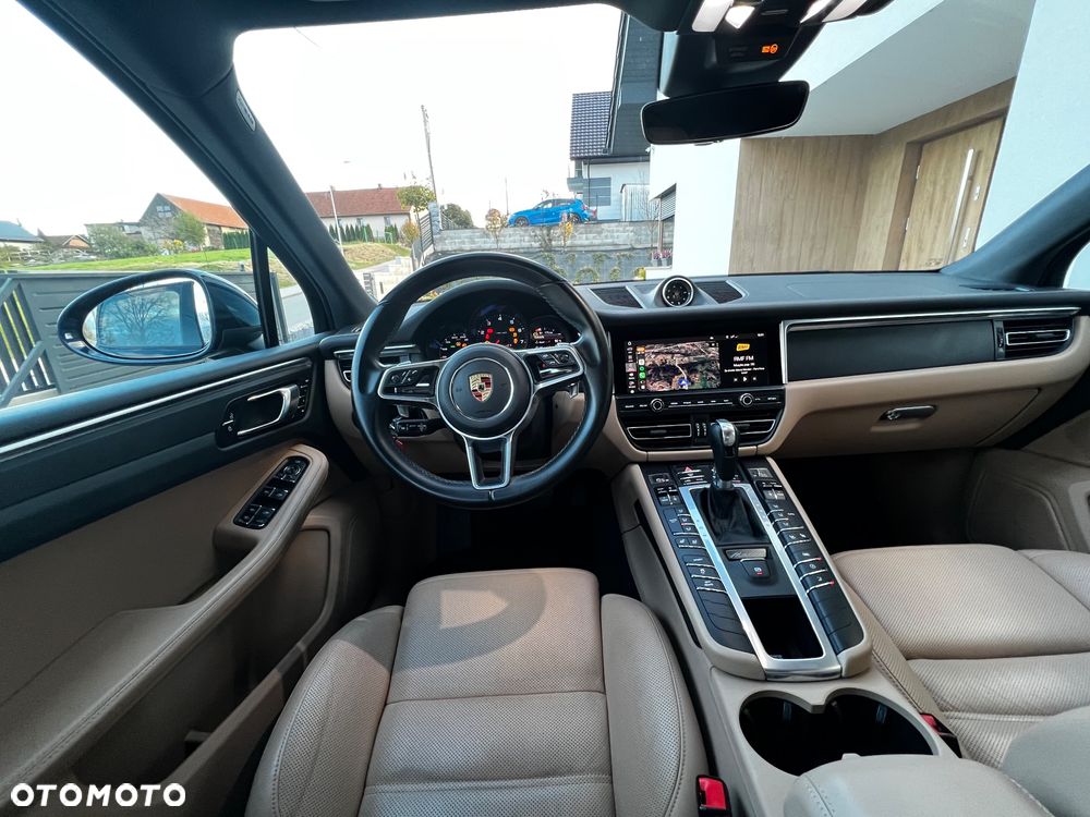 Porsche Macan Standard - 8