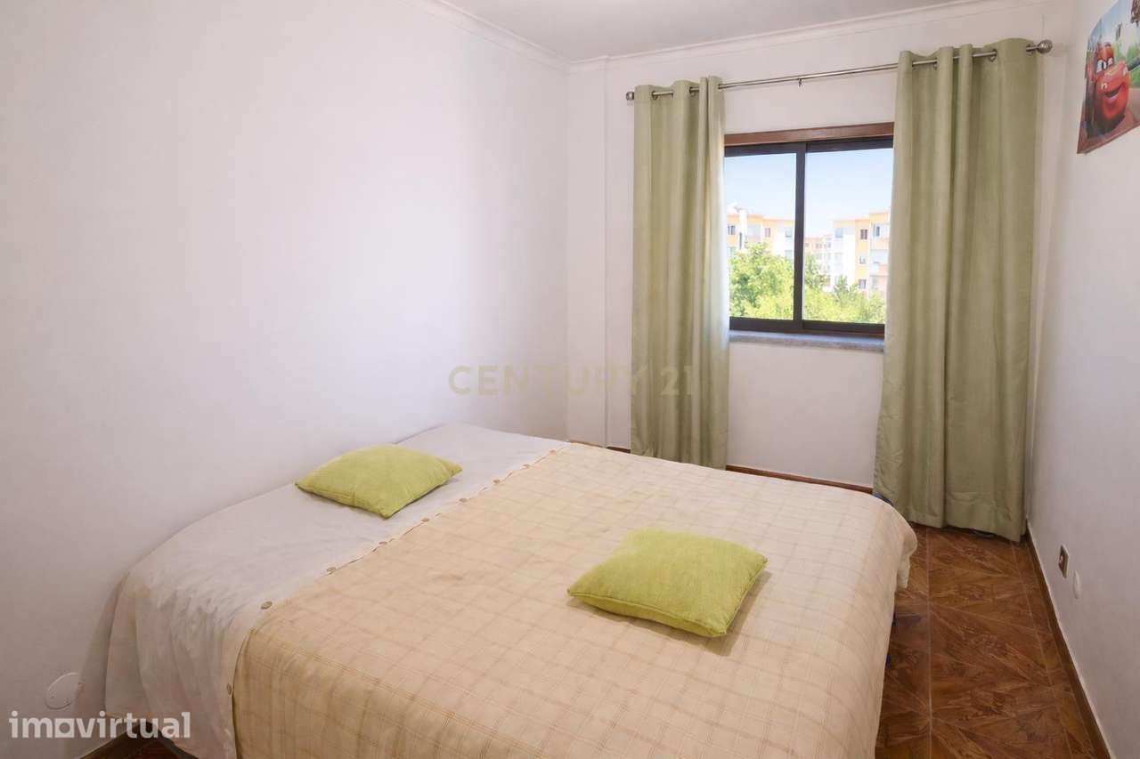 Apartamento T2 em Quinta do Conde, a 5 min Estação comboio da Fertagus - Grande imagem: 5/10