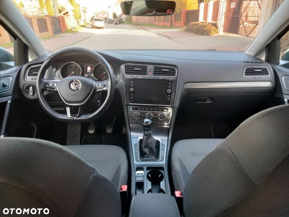 Volkswagen Golf 1.6 TDI (BlueMotion Technology) Trendline - 12