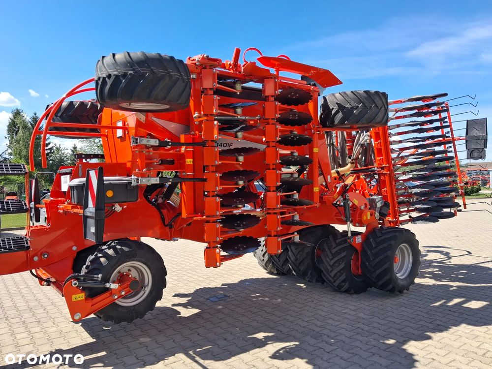 Kubota SC1401F - 8