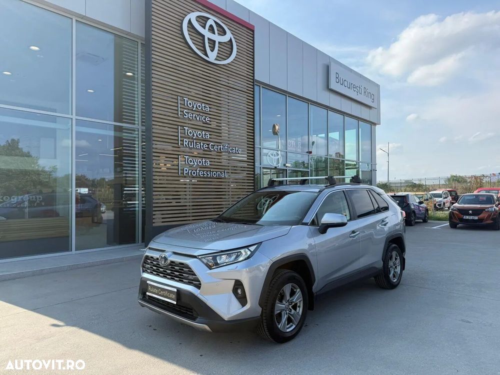 Toyota RAV4 - 2