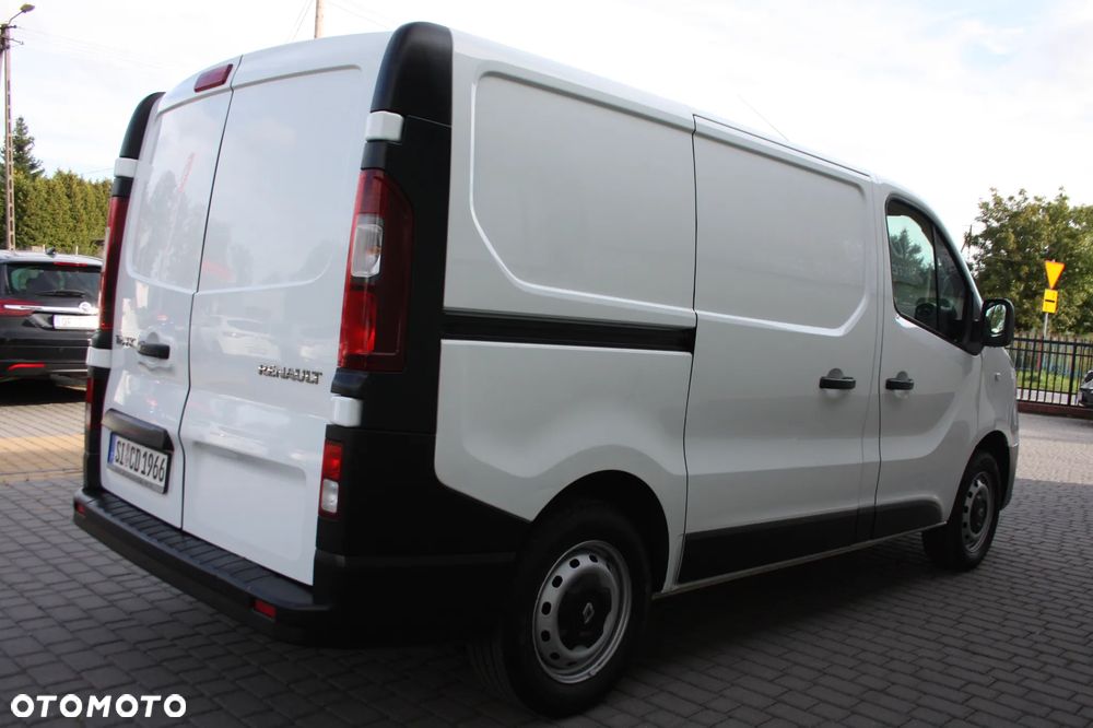 Renault TRAFIC - 38