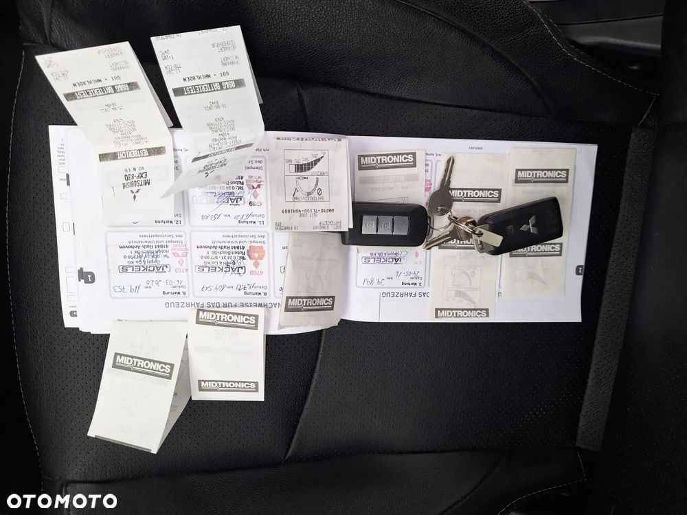 Mitsubishi ASX 2.2 DI-D 4WD Automatik Diamant Edition - 35