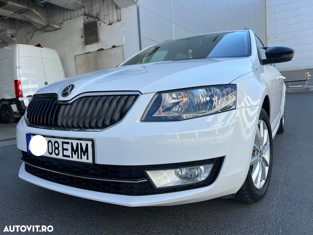 Skoda Octavia 2.0 TDI ELEGANCE DSG - 2