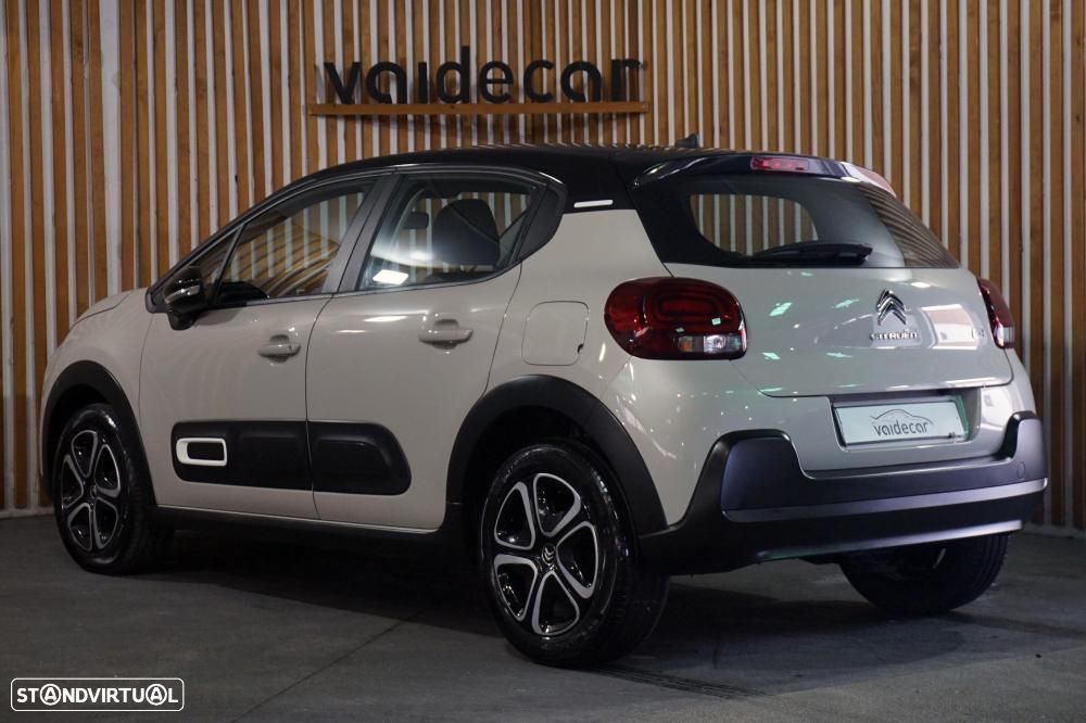 Citroën C3 1.2 PureTech Shine - 2