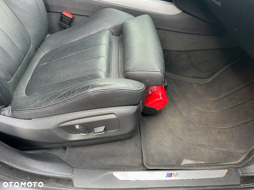 BMW X5 xDrive25d - 27