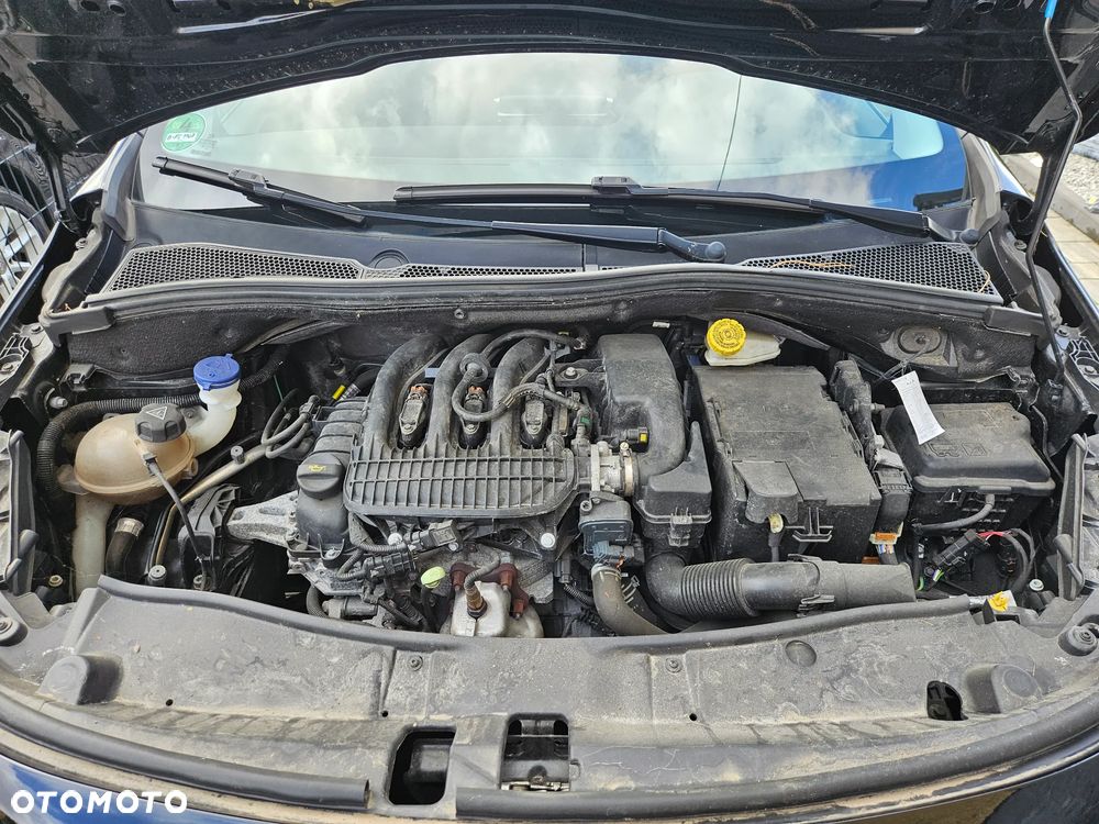 Peugeot 2008 - 23