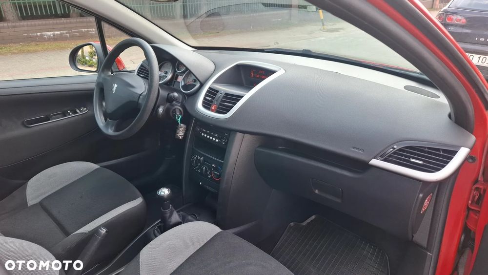 Peugeot 207 1.4 Business Line - 9
