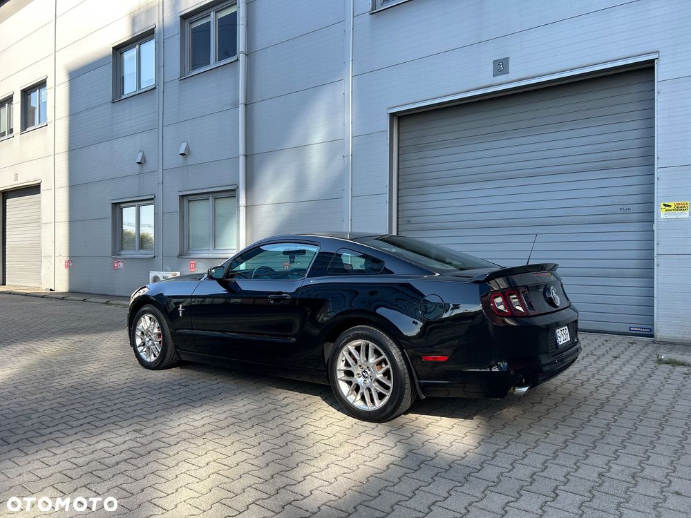 Ford Mustang - 6
