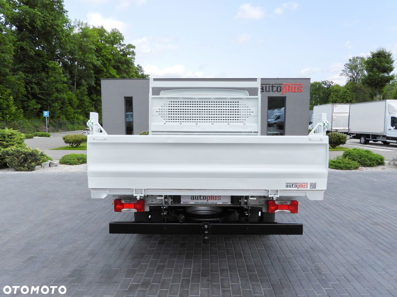 Iveco DAILY 35C14 WYWROTKA PODWÓJNA KABINA DOKA 6 MIEJSC TEMPOMAT BLIŹNIACZE KOŁA KLIMATYZACJA  140KM - 11