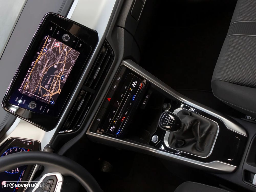 VW T-Roc 1.0 TSI Urban - 29