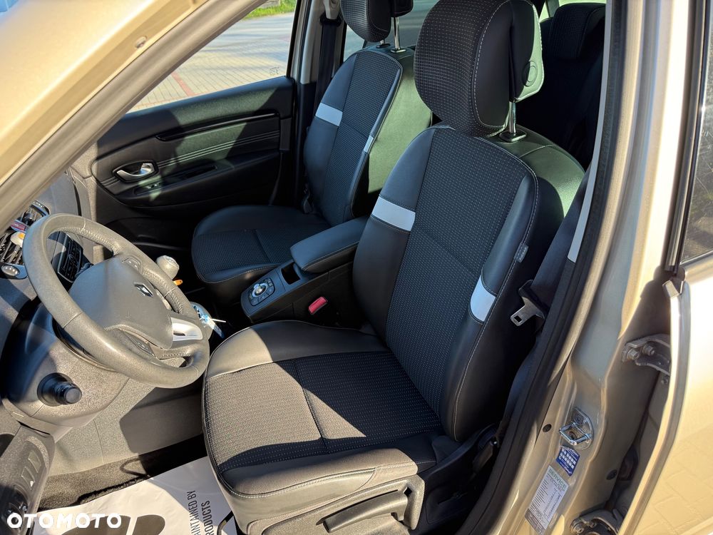 Renault Scenic TCe 130 Dynamique - 9