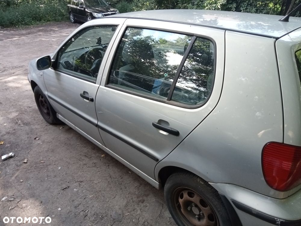 Volkswagen Polo - 5