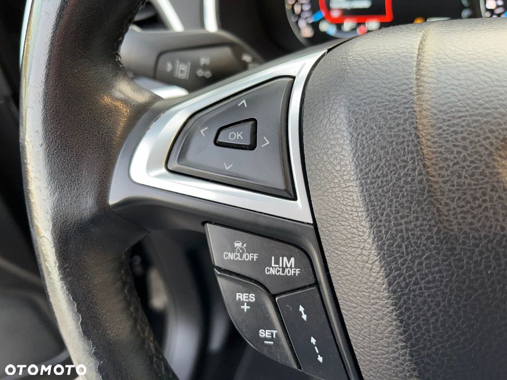 Ford S-Max 2.5 Hybrid Titanium CVT - 29