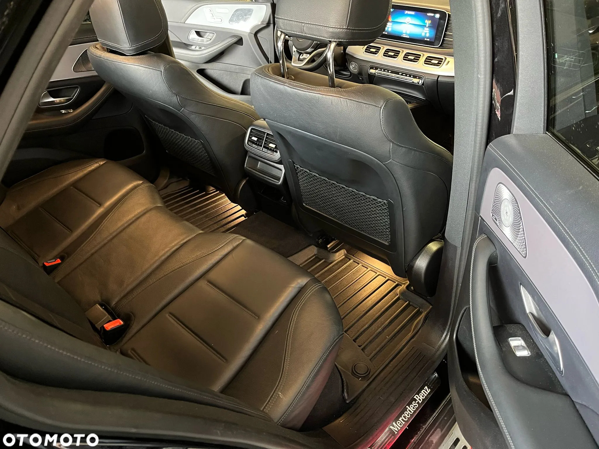 Mercedes-Benz GLE 400 d 4Matic 9G-TRONIC AMG Line - 17